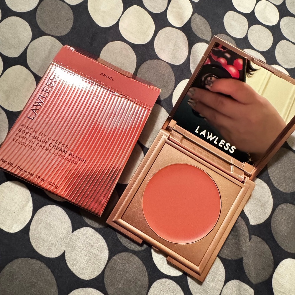 LAWLESS Orange Blush Radiant Makeup
